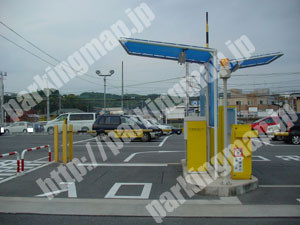 伏見099：タイムズ京阪六地蔵駅前_01